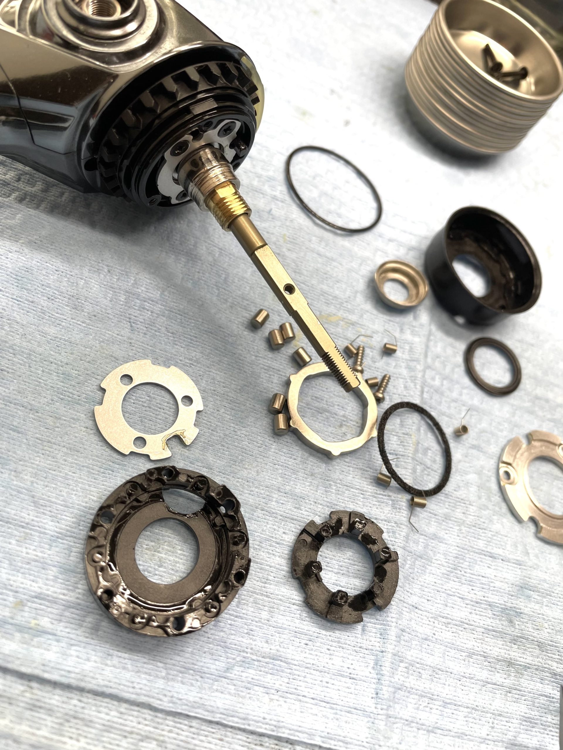 逆転！14ステラ3000HG リール修理 - 関西・兵庫でリールの